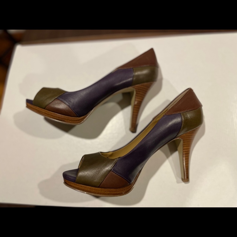 Nine West multi colored leather heels